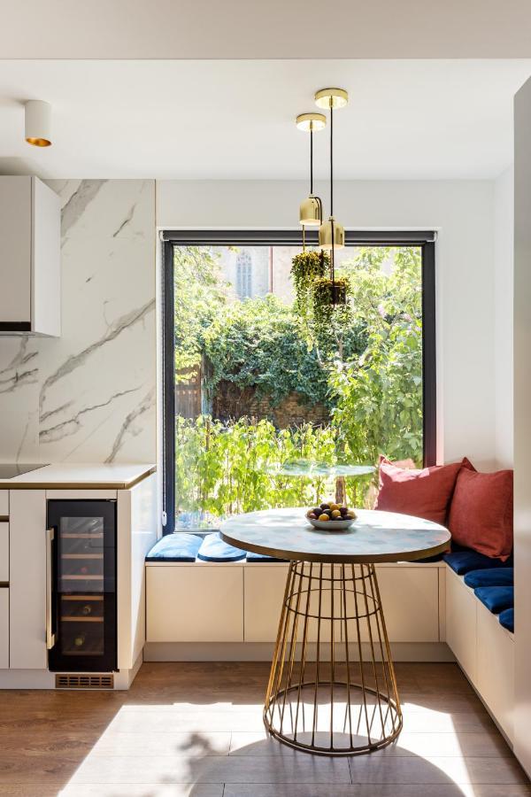 Designer Apartment In The City Center Kaloşvar Dış mekan fotoğraf
